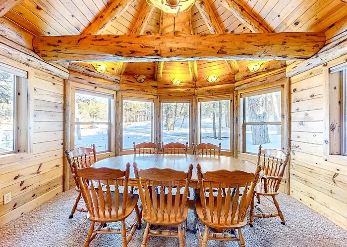 Holiday home Piney Knoll *